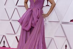 ZrRQ.93rd_academy_awards_arrivals460024_jpg